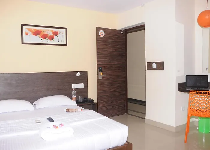 Hotel Orangeinn Omr Perungudi Chennai